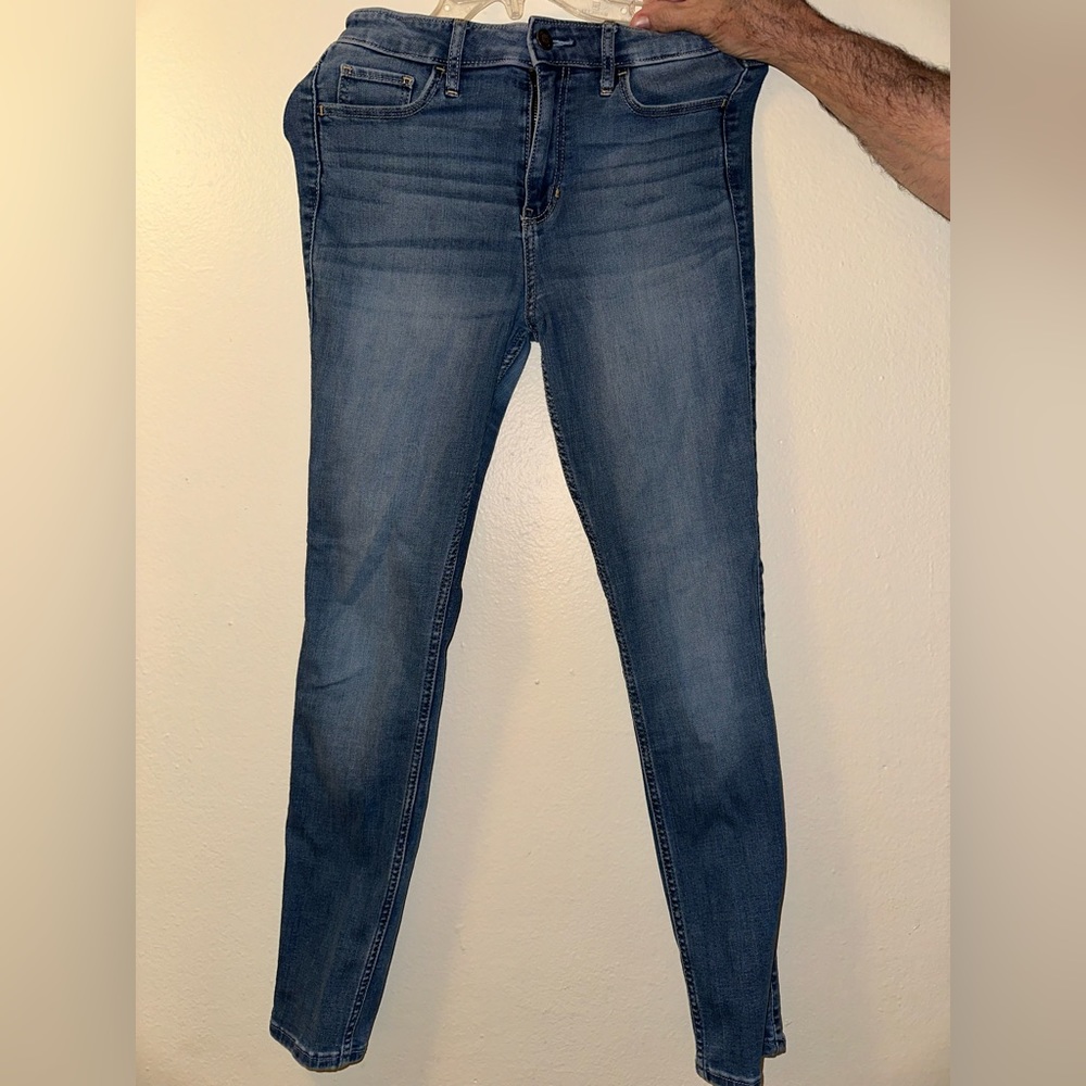 Hollister skinny jeans